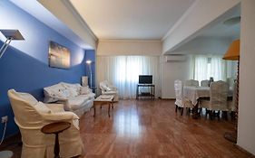 Larissa Station Metro St. 2 Bedrooms 3 Pers. Flat